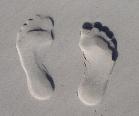 Barefoot imprint on the beach